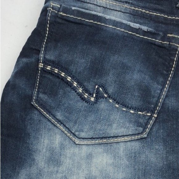 LIKE NEW ALMOST FAMOUS SLIM STRAIGHT JEANS 9/29x30 ๐ - Picture 13 of 13